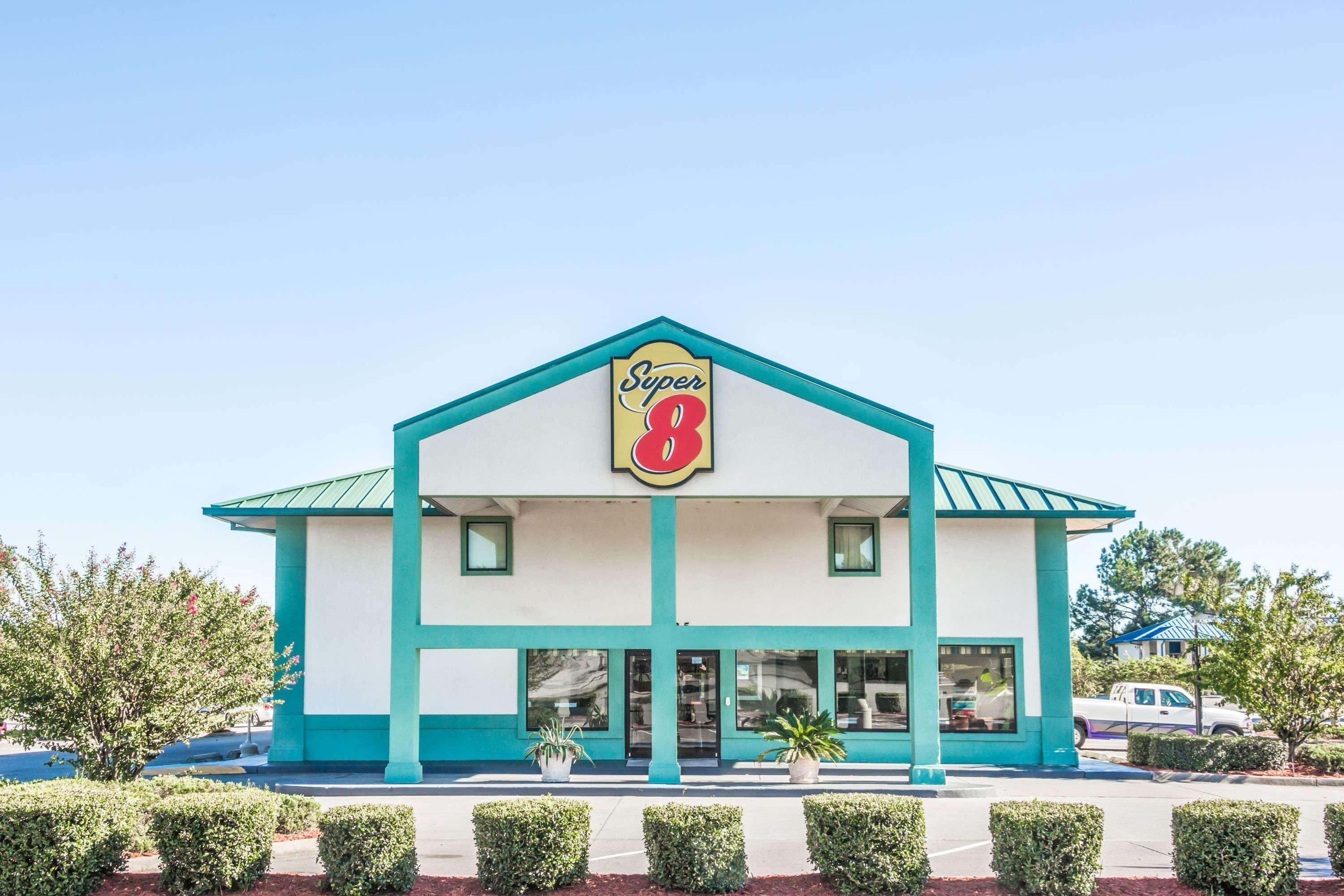 מלון Super 8 By Wyndham Valdosta Ga I-75 מראה חיצוני תמונה