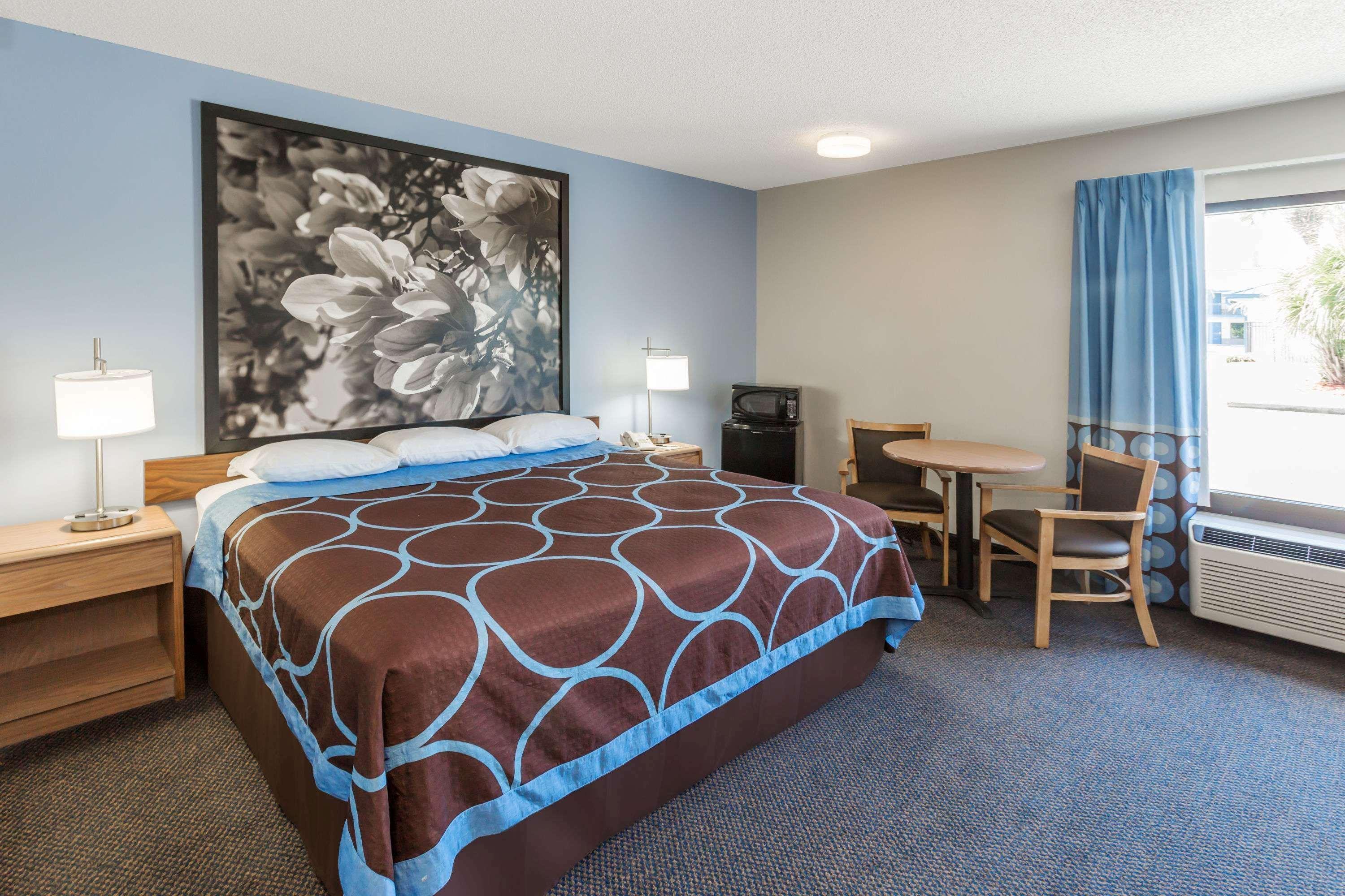מלון Super 8 By Wyndham Valdosta Ga I-75 מראה חיצוני תמונה